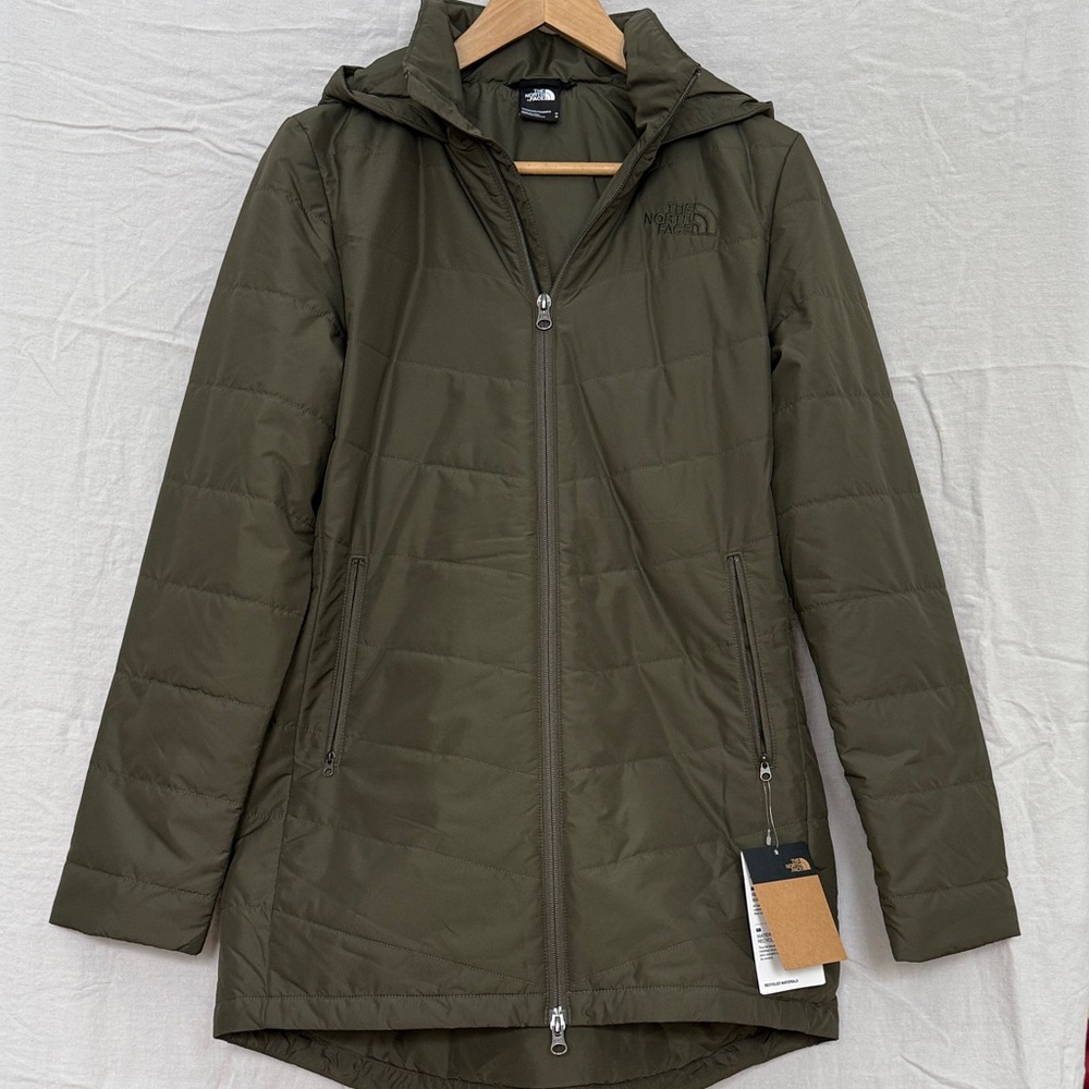 The North Face Women's Tamburello Parka in New Taupe Green